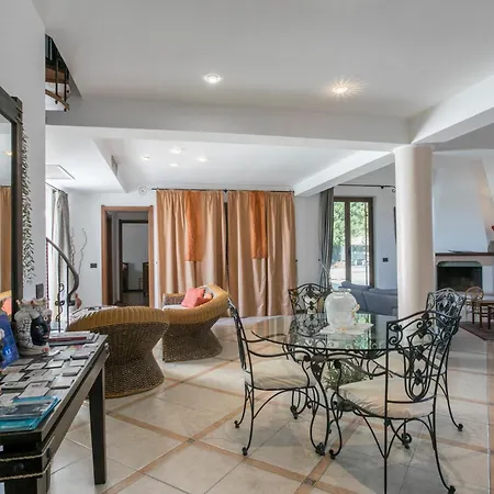 Olimpia House